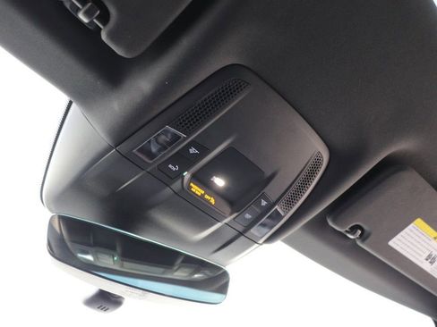 Used 2020 Porsche Taycan 4S image 63