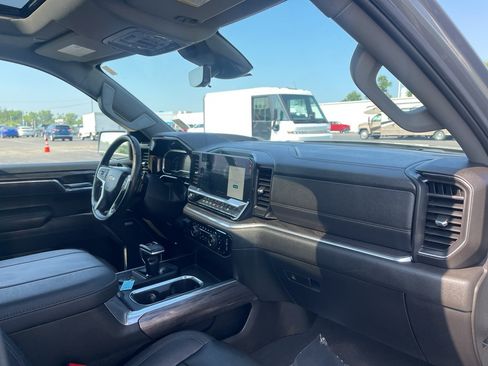 Used 2023 Chevrolet Silverado 1500 LTZ w/ LTZ Premium Package AWD/4WD image 30