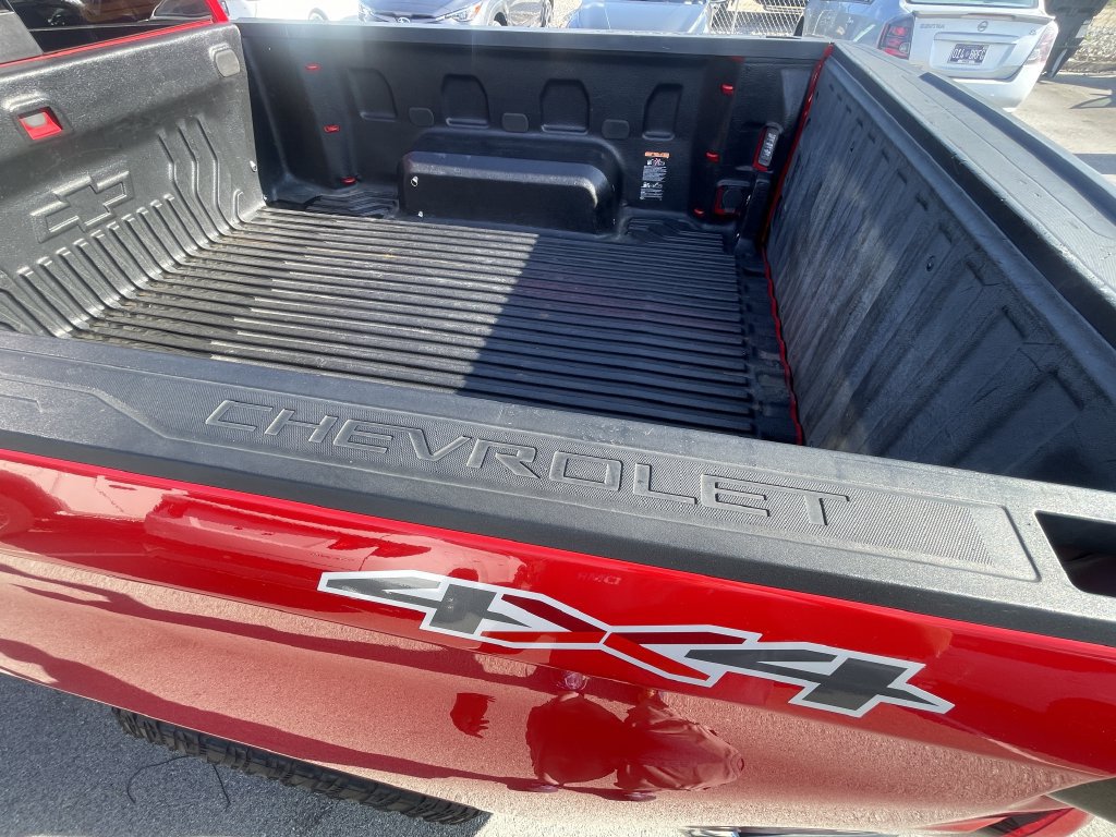Used 2019 Chevrolet Silverado 1500 LT w/ All-Star Edition AWD/4WD image 11