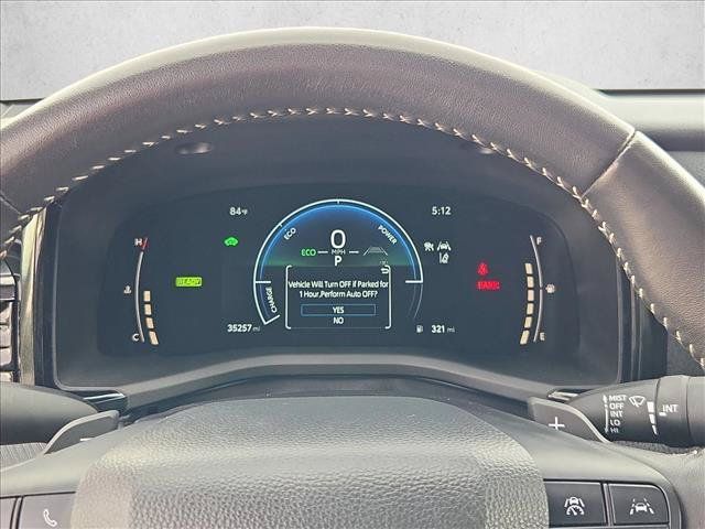 Used 2025 Toyota Camry SE FWD image 11