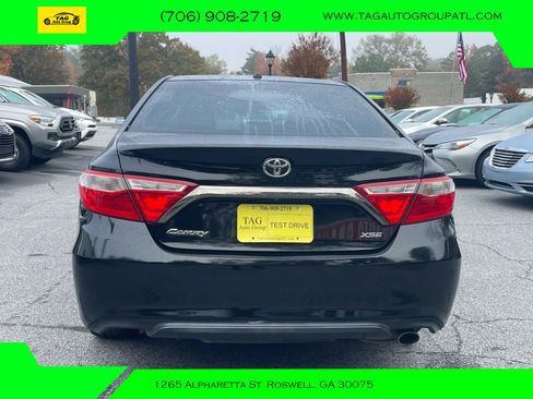 Used 2015 Toyota Camry XSE FWD image 7