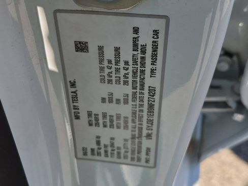 Used 2022 Tesla Model 3 Long Range AWD/4WD image 26