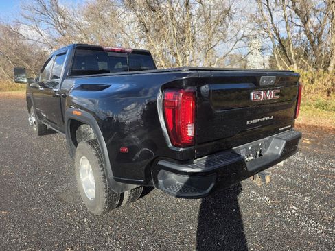 Certified 2021 GMC Sierra 3500 Denali image 3
