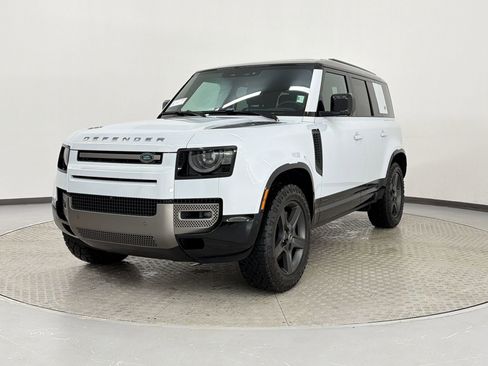 Used 2021 Land Rover Defender 110 X-Dynamic SE AWD/4WD image 1