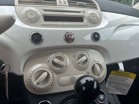 Used 2015 FIAT 500 Pop image 24