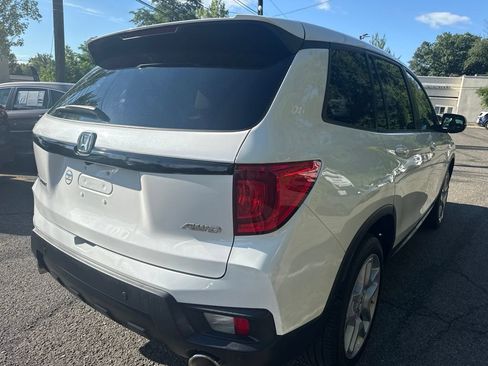 Used 2024 Honda Passport EX-L image 9