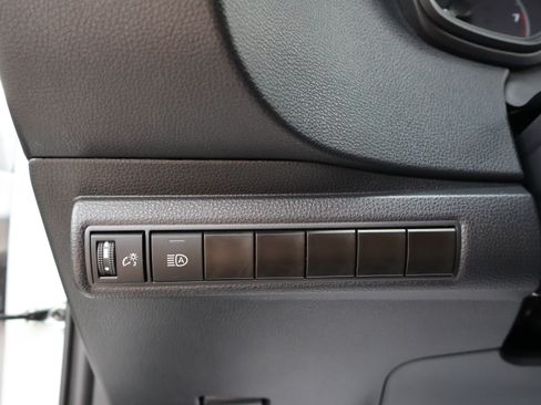 Used 2025 Toyota Corolla SE FWD image 39
