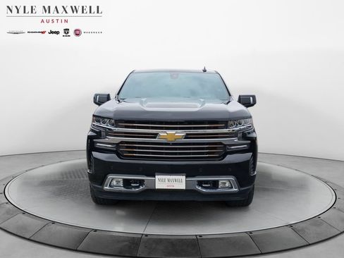 Used 2022 Chevrolet Silverado 1500 High Country w/ Technology Package AWD/4WD image 18