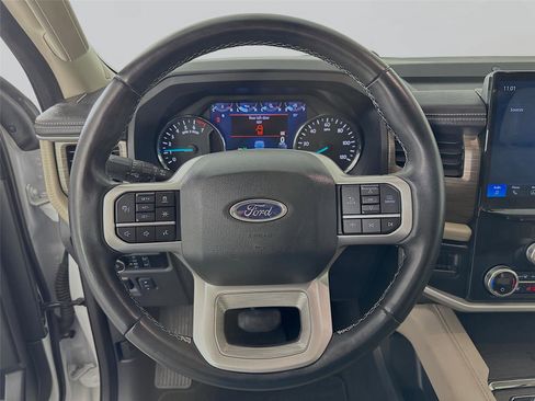 Used 2024 Ford Expedition Max Limited image 12