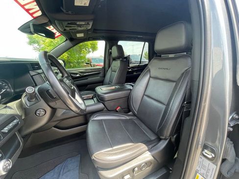 Used 2021 GMC Yukon Denali AWD/4WD image 19