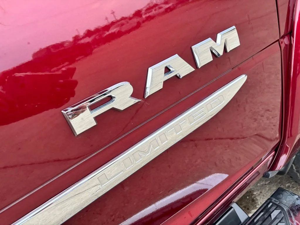 Used 2024 RAM 2500 Limited AWD/4WD image 10