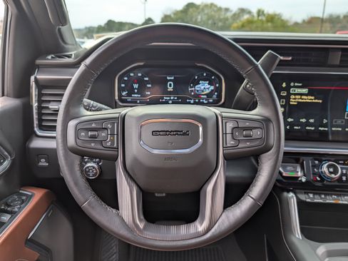 Used 2024 GMC Sierra 2500 Denali Ultimate w/ Max Trailering Package image 24