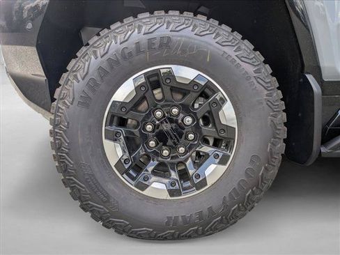 New 2025 GMC Hummer EV 3X w/ Extreme Off-Road Package AWD/4WD image 10