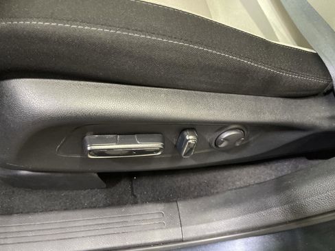 Certified 2024 Honda CR-V EX image 12