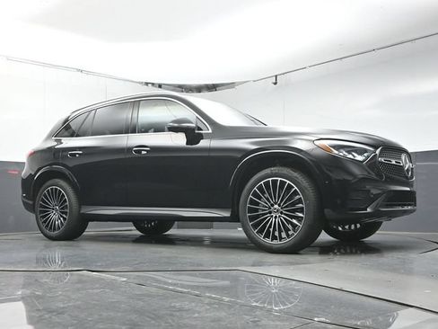 Used 2026 Mercedes-Benz GLC 300 image 40