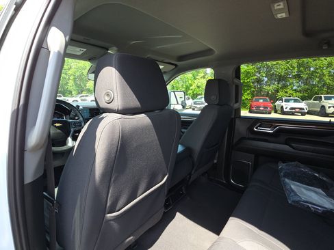 Used 2024 Chevrolet Silverado 3500 LT AWD/4WD image 28