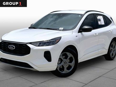 Used 2023 Ford Escape ST-Line w/ Tech Pack #1 FWD image 1