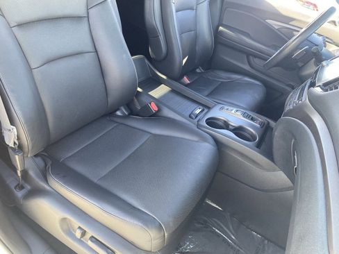 Certified 2023 Honda Ridgeline RTL image 8