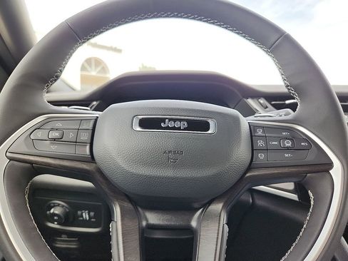 New 2026 Jeep Grand Cherokee L Limited RWD image 29