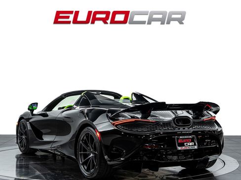 Used 2026 McLaren 750S Spider image 4