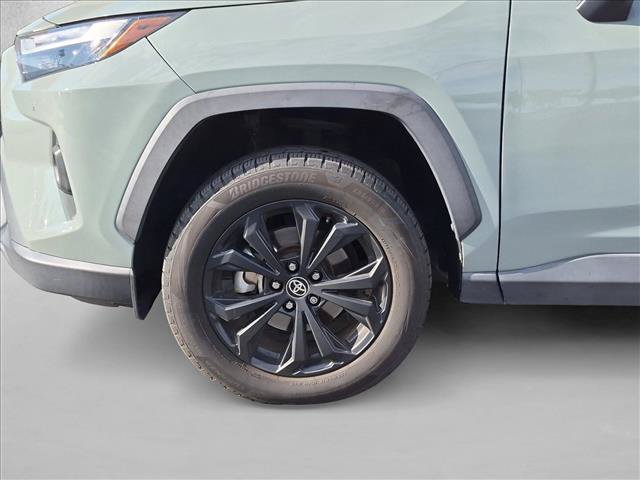 Used 2022 Toyota RAV4 XLE Premium AWD/4WD image 14