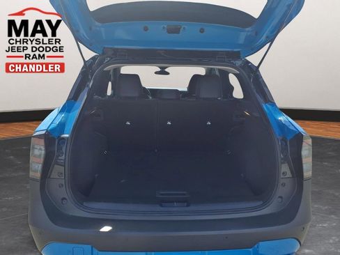 Used 2025 Nissan Kicks SR FWD image 18