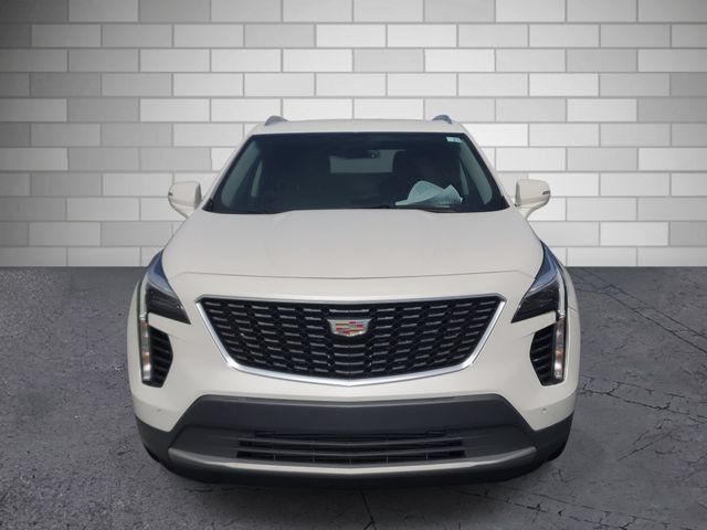 Certified 2022 Cadillac XT4 Premium Luxury w/ Safety Alert Package FWD image 9