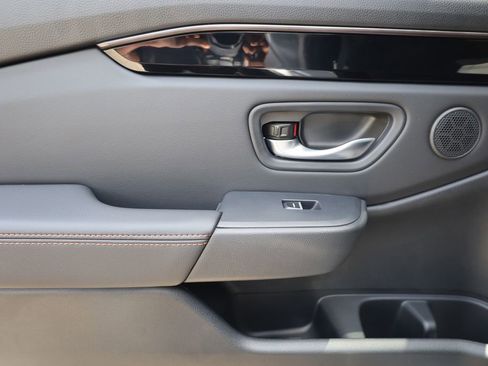 New 2025 Honda Pilot TrailSport image 28