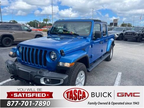 Used 2021 Jeep Gladiator Sport AWD/4WD image 1