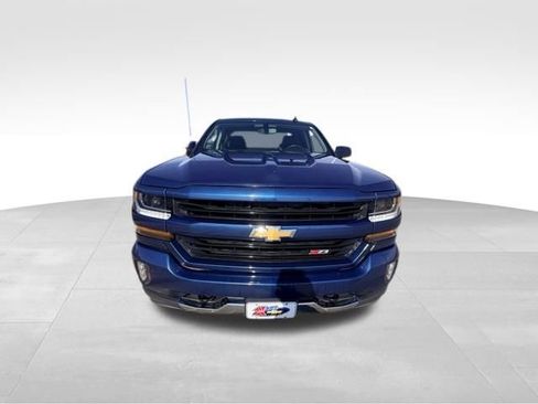 Certified 2018 Chevrolet Silverado 1500 LT w/ All Star Edition image 3