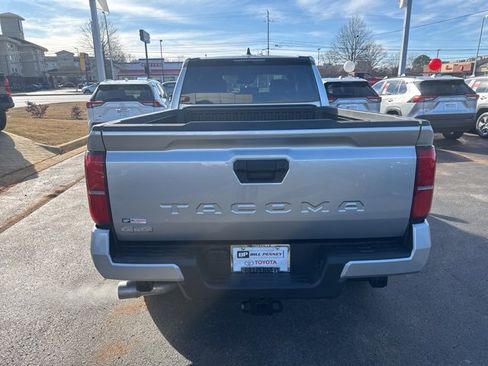 New 2026 Toyota Tacoma SR5 image 4