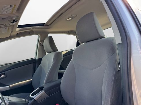 Used 2012 Toyota Prius Three w/ Solar Roof Pkg FWD image 9