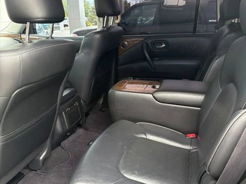 Used 2016 INFINITI QX80 4WD image 10