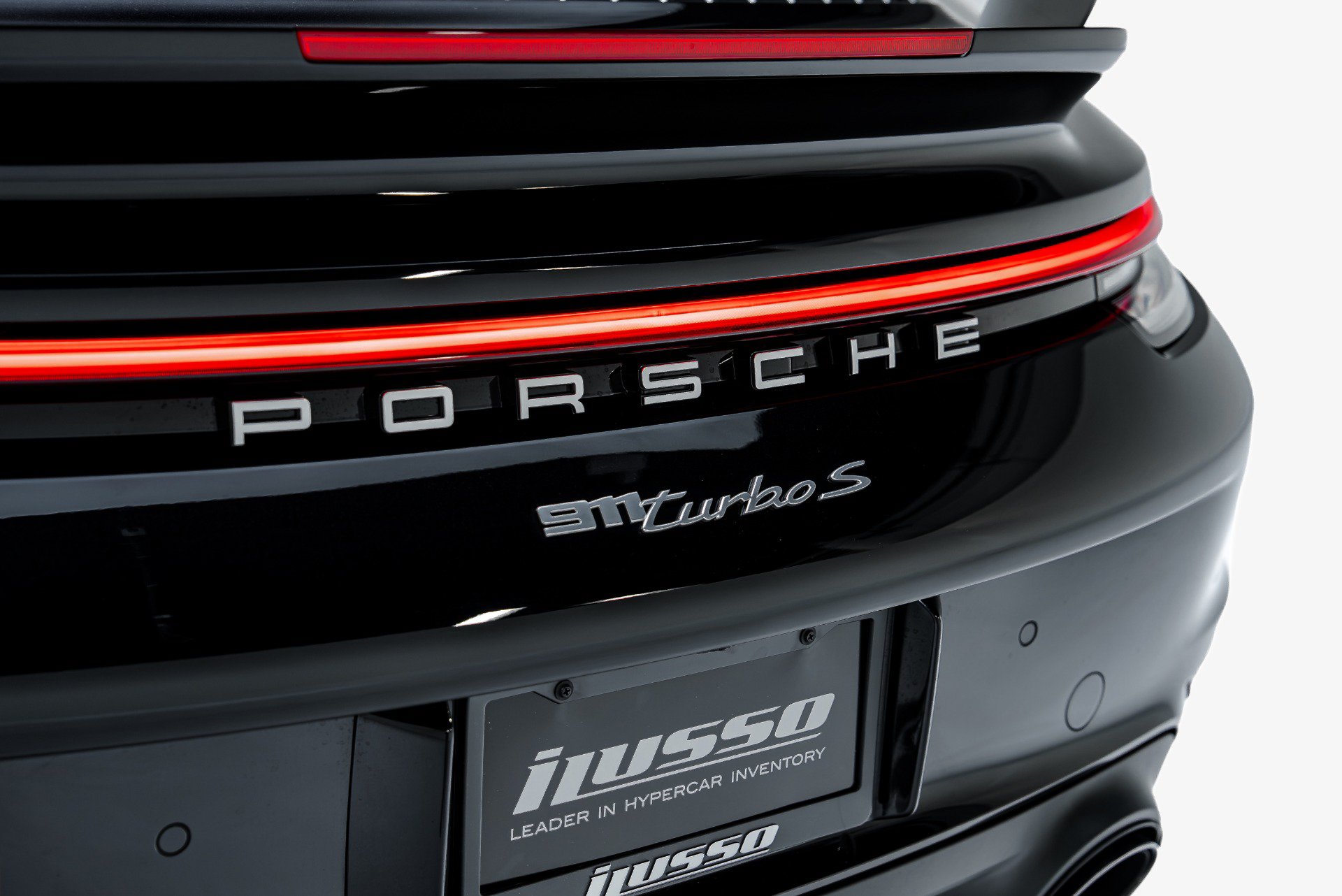 Used 2021 Porsche 911 Turbo S AWD/4WD image 32