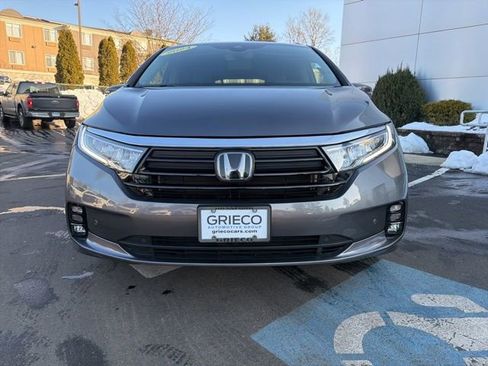 Used 2024 Honda Odyssey Elite image 2