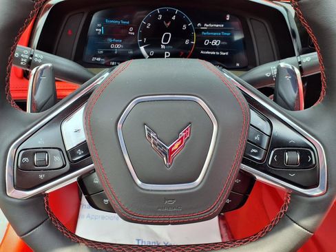 Used 2025 Chevrolet Corvette Stingray Premium Conv w/ Z51 Performance Package image 19