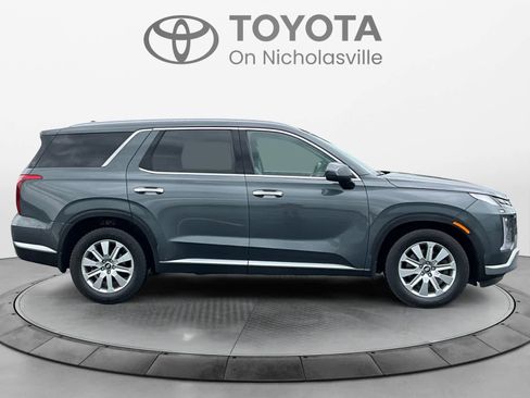 Used 2023 Hyundai Palisade SEL AWD/4WD image 7