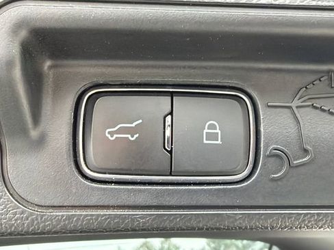 Used 2023 Ford Explorer XLT w/ Equipment Group 202A image 19