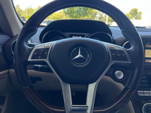 Used 2013 Mercedes-Benz SL 550 image 26