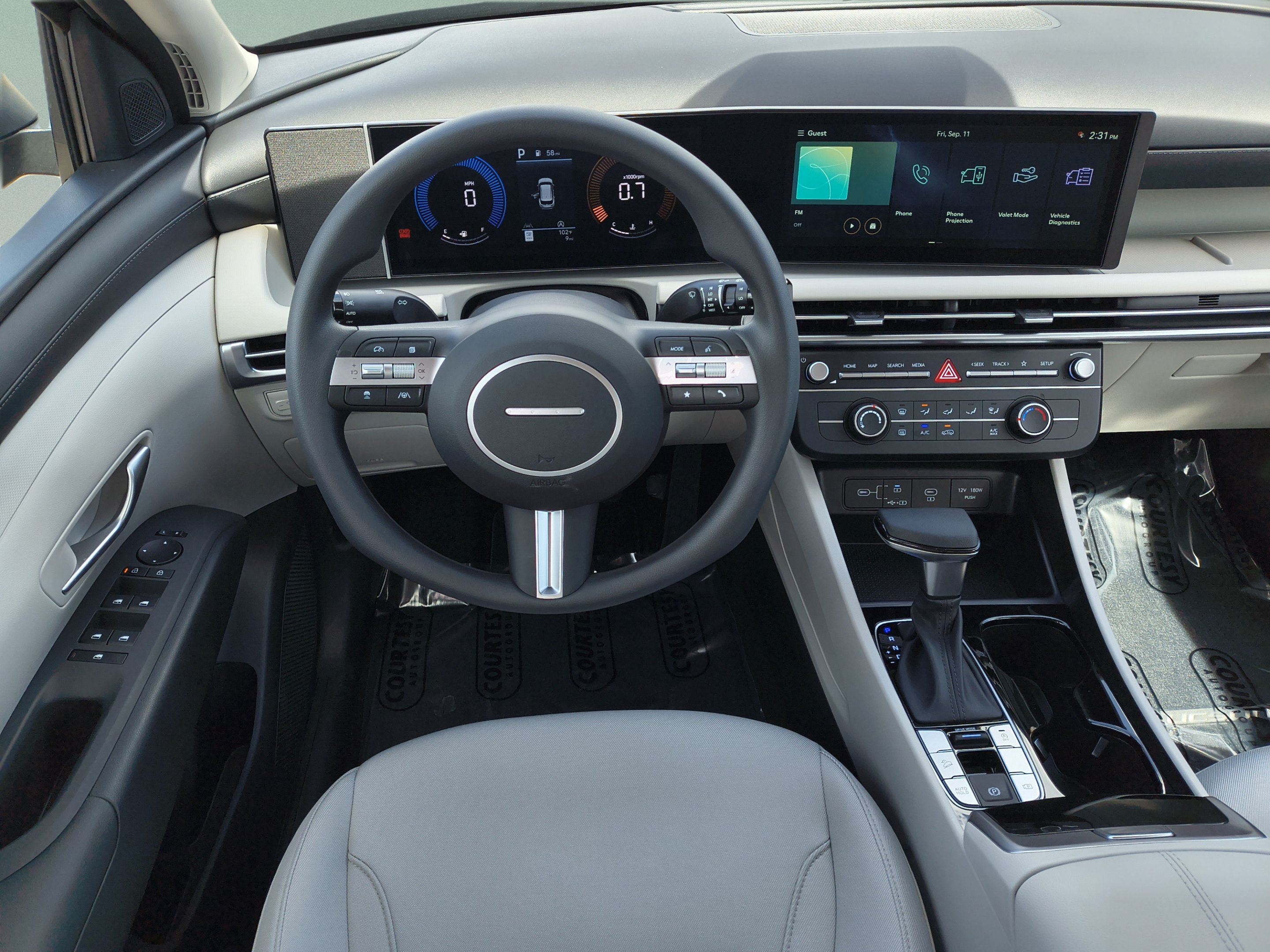 New 2026 Hyundai Tucson SE FWD image 11