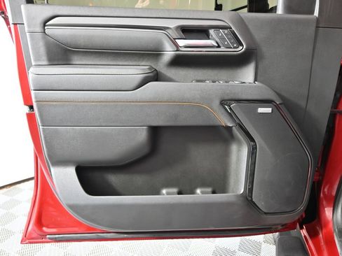 Used 2025 GMC Sierra 3500 AT4 AWD/4WD image 18