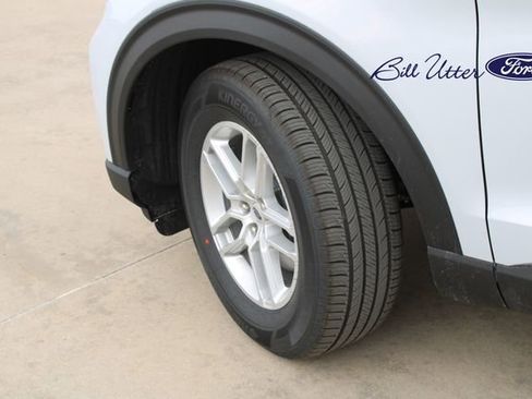 New 2026 Ford Explorer Active w/ Active Comfort Package image 5