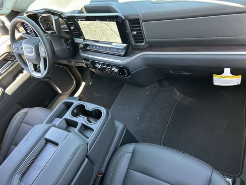 New 2026 GMC Sierra 2500 SLT AWD/4WD image 28