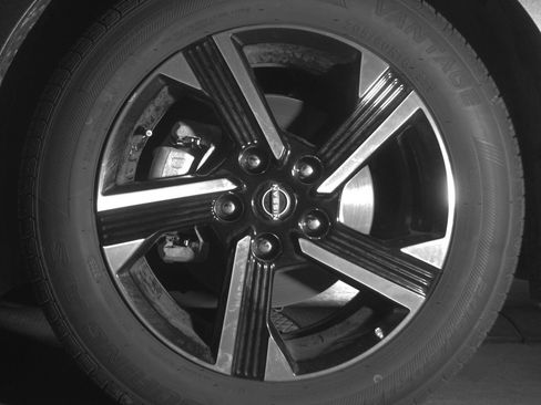 Used 2025 Nissan Sentra SV FWD image 12