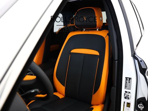 New 2026 Rolls-Royce Cullinan image 3