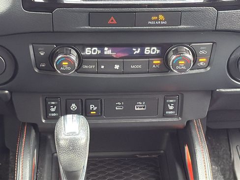 Used 2022 Nissan Frontier Pro-X RWD image 25