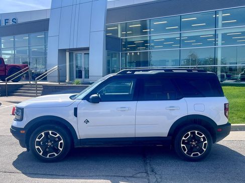 Used 2024 Ford Bronco Sport Outer Banks w/ Tech Package AWD/4WD image 3