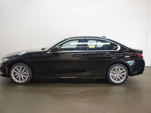 Used 2023 BMW 330i xDrive Sedan w/ Premium Package AWD/4WD image 7