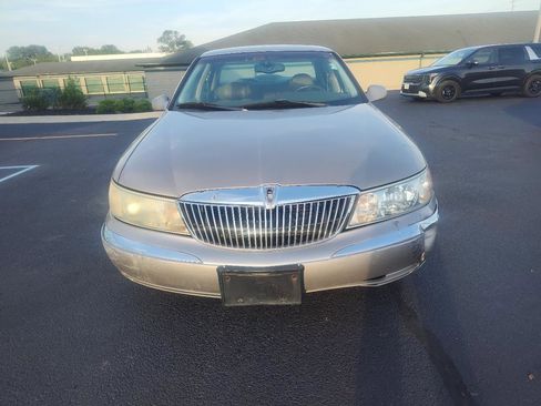 Used 2000 Lincoln Continental FWD image 2