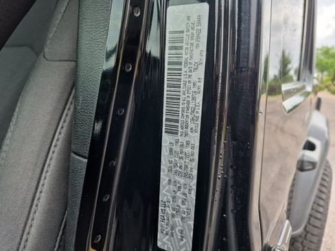 Used 2020 Jeep Gladiator Sport w/ Quick Order Package 23S AWD/4WD image 23
